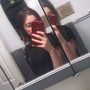 Meet your Posher, Johnie